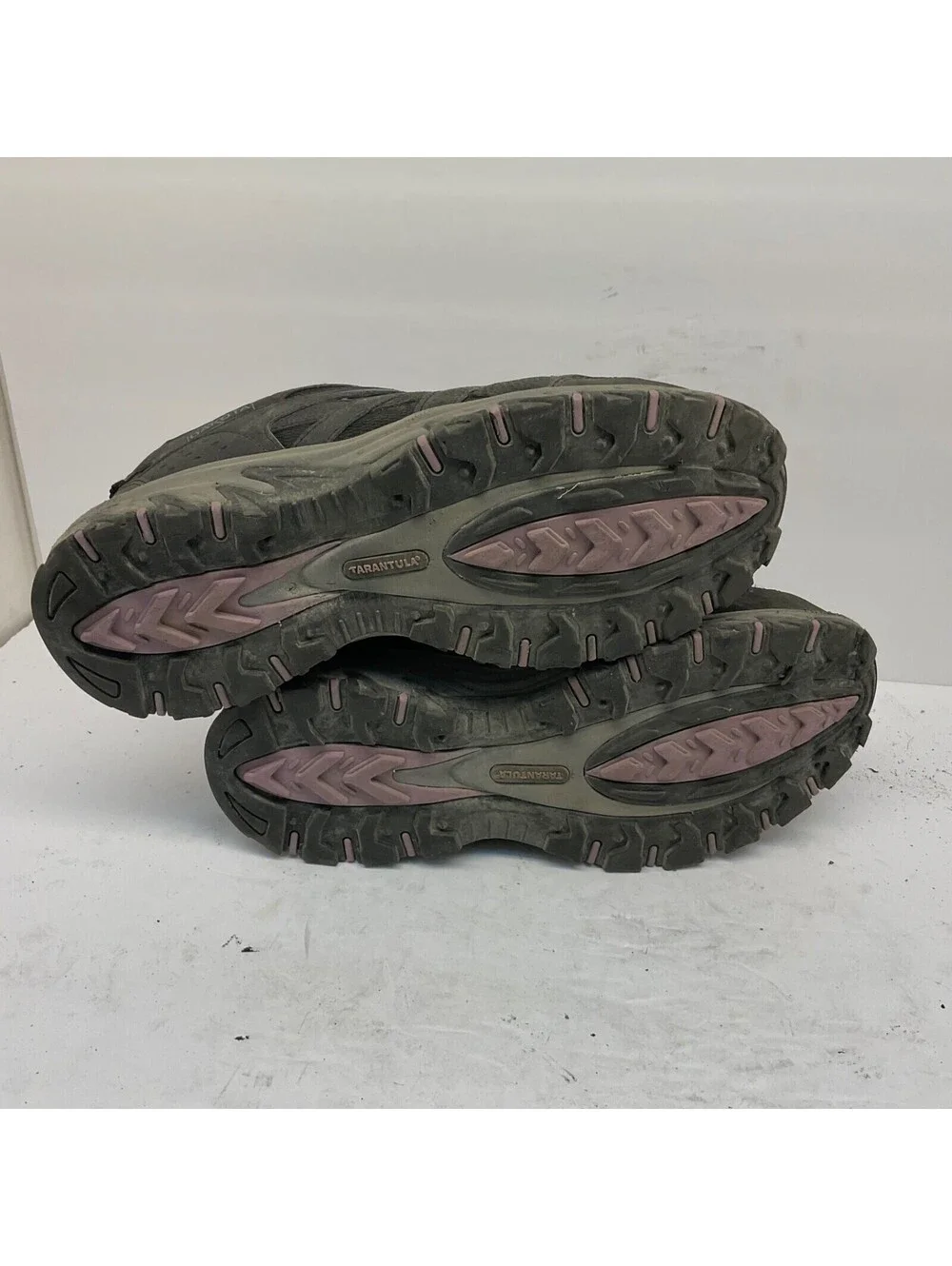 Dakota used shoes